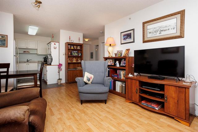 321 - 56 Carroll Crescent, Condo with 1 bedrooms, 1 bathrooms and 1 parking in Red Deer AB | Image 2