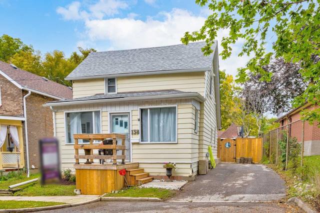 138 Summer St, House detached with 3 bedrooms, 2 bathrooms and 3 parking in Oshawa ON | Image 1