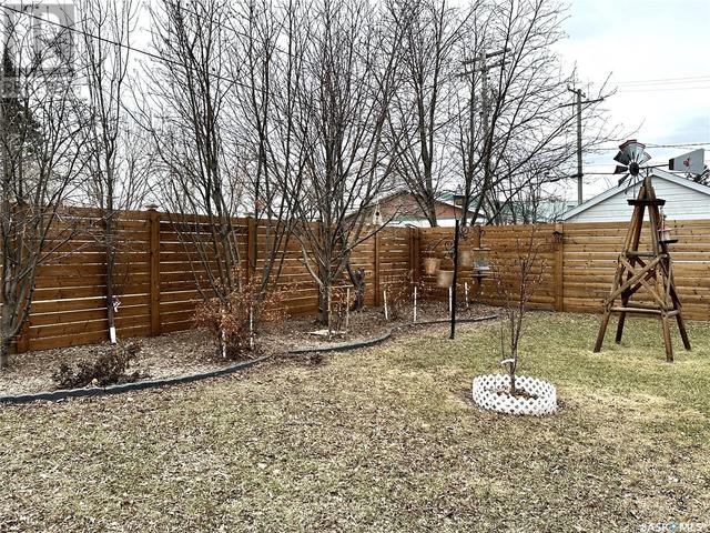 420 3rd Avenue, House detached with 2 bedrooms, 2 bathrooms and null parking in Cudworth SK | Image 46