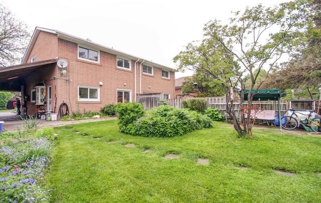 168 Roywood Dr, House semidetached with 3 bedrooms, 2 bathrooms and 2 parking in Toronto ON | Image 19