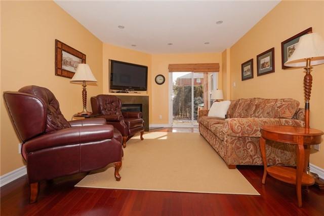 19 Beasley Dr, House detached with 4 bedrooms, 4 bathrooms and 2 parking in Richmond Hill ON | Image 5