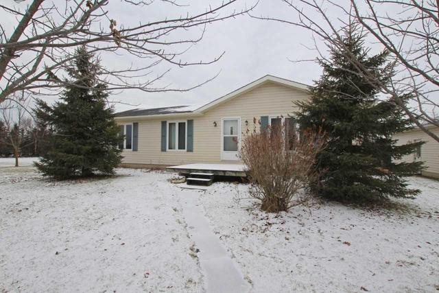 074196 Sideroad 24 25, House detached with 3 bedrooms, 2 bathrooms and 6 parking in Grand Valley ON | Image 2