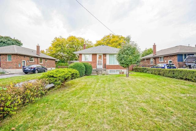1554 Pharmacy Ave, House detached with 3 bedrooms, 2 bathrooms and 5 parking in Toronto ON | Image 28