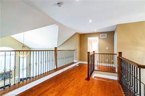 2040 Bingley Cres, House detached with 3 bedrooms, 4 bathrooms and 5 parking in Oakville ON | Image 9