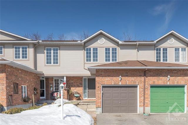 8 Whalings Circle, Townhouse with 3 bedrooms, 2 bathrooms and 3 parking in Ottawa ON | Image 1