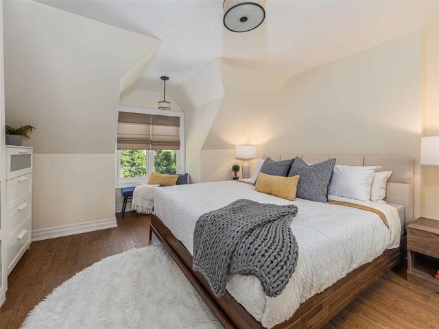 29 Hillsboro Ave, House semidetached with 2 bedrooms, 3 bathrooms and 0 parking in Toronto ON | Image 22