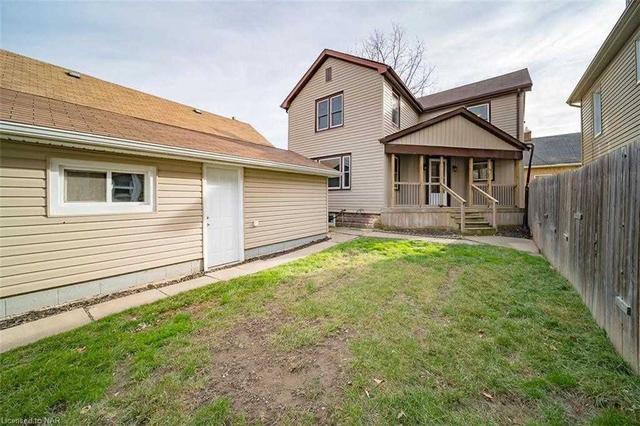 65 Seventh St, House detached with 3 bedrooms, 2 bathrooms and 2 parking in Welland ON | Image 12