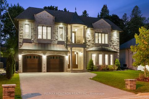 18 Viamede Cres, House detached with 4 bedrooms, 7 bathrooms and 8 parking in Toronto ON | Card Image