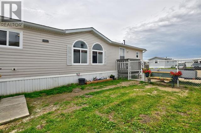 44, - 9824 104 Avenue, Home with 3 bedrooms, 2 bathrooms and 2 parking in Grande Prairie County No. 1 AB | Image 20