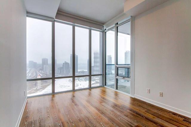 3006 - 90 Park Lawn Rd, Condo with 2 bedrooms, 2 bathrooms and 1 parking in Toronto ON | Image 9