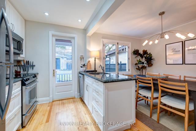 277 Lee Ave, House semidetached with 3 bedrooms, 2 bathrooms and 2 parking in Toronto ON | Image 3