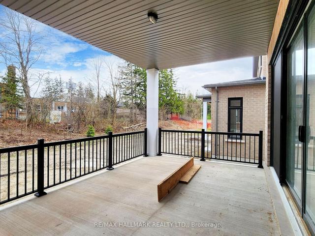 17 Calla Tr, House detached with 4 bedrooms, 5 bathrooms and 4 parking in Aurora ON | Image 31