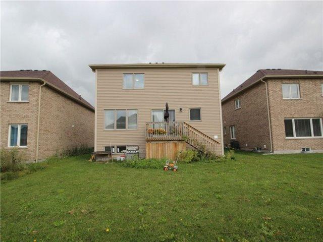 8414 Elderberry Dr, House detached with 3 bedrooms, 3 bathrooms and 2 parking in Niagara Falls ON | Image 20
