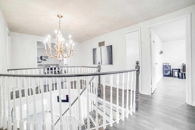 912 White Ash Dr, House detached with 4 bedrooms, 4 bathrooms and 7 parking in Whitby ON | Image 11