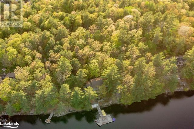 250 Nine Mile Lake Island, House detached with 3 bedrooms, 1 bathrooms and 1 parking in Muskoka Lakes ON | Card Image