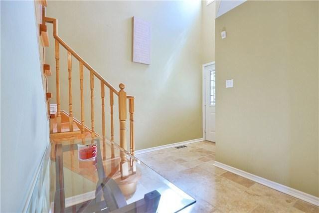 7407 Magistrate Terr, House attached with 3 bedrooms, 4 bathrooms and 2 parking in Mississauga ON | Image 4
