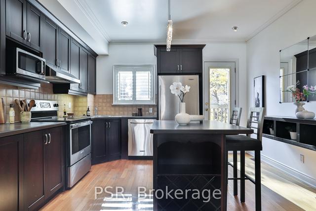 1003 College St, Townhouse with 3 bedrooms, 3 bathrooms and 1 parking in Toronto ON | Image 37