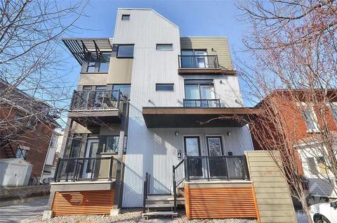 e - 92 Holland Avenue, House attached with 2 bedrooms, 2 bathrooms and 1 parking in Ottawa ON | Card Image