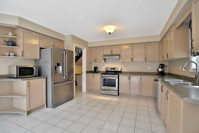 67 Niska Dr N, House detached with 4 bedrooms, 4 bathrooms and 4 parking in Hamilton ON | Image 9