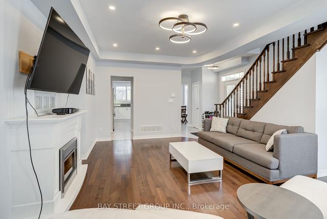 36 Routliffe Lane, House attached with 4 bedrooms, 3 bathrooms and 4 parking in Toronto ON | Image 37