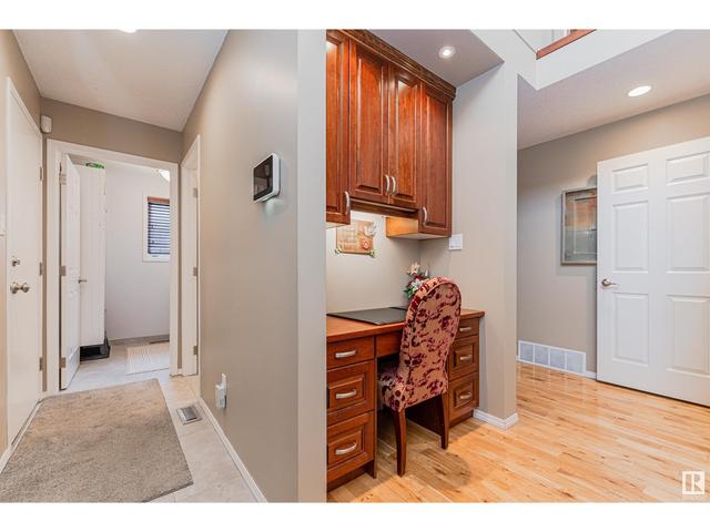 10 Harrold Pl, House detached with 4 bedrooms, 3 bathrooms and 4 parking in St. Albert AB | Image 23
