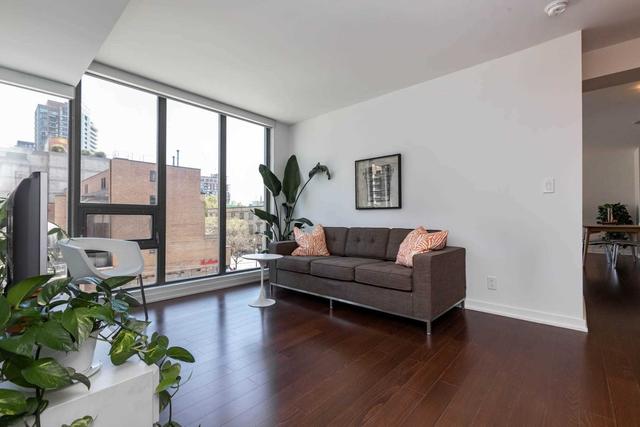 306 - 33 Lombard St, Condo with 2 bedrooms, 2 bathrooms and 0 parking in Toronto ON | Image 8