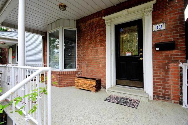 32 Glenora Ave, House detached with 2 bedrooms, 2 bathrooms and 4 parking in Toronto ON | Image 36