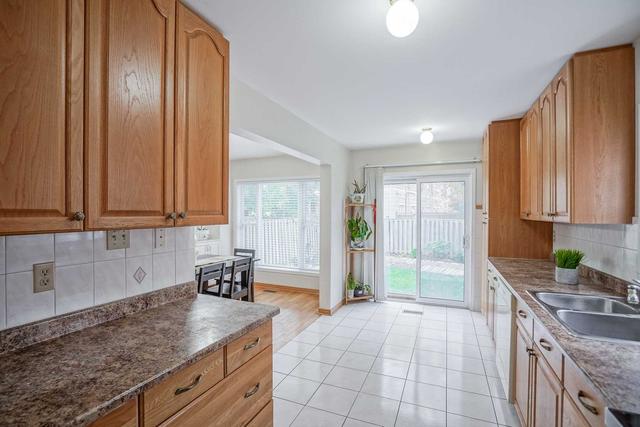 95 Duxford Cres, House detached with 4 bedrooms, 4 bathrooms and 5 parking in Markham ON | Image 31