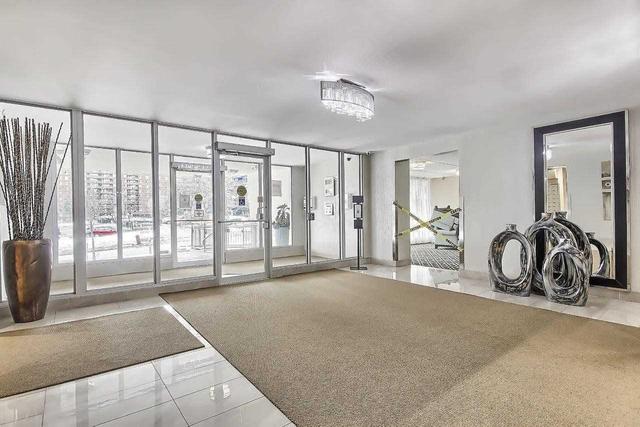 811 - 2 Glamorgan Ave, Condo with 1 bedrooms, 1 bathrooms and 1 parking in Toronto ON | Image 11