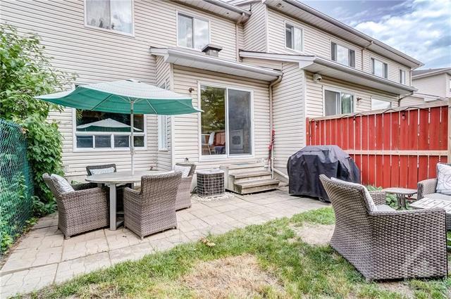 244 Stoneway Drive, Townhouse with 3 bedrooms, 2 bathrooms and 3 parking in Ottawa ON | Image 29