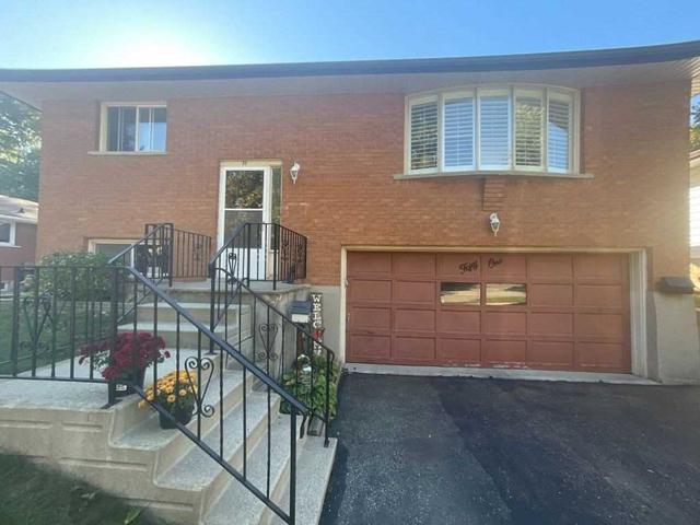 51 Cherry Hill Dr, House detached with 3 bedrooms, 2 bathrooms and 4 parking in Kitchener ON | Card Image