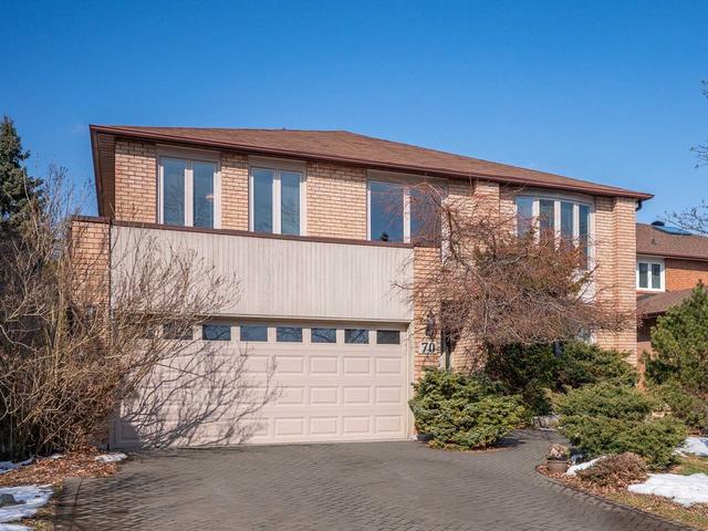 70 Helena Gdns, House detached with 4 bedrooms, 4 bathrooms and 6 parking in Vaughan ON | Image 1