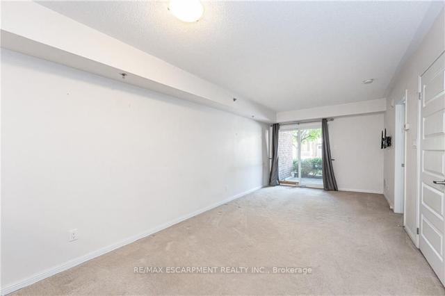 104 - 3060 Rotary Way, Condo with 1 bedrooms, 1 bathrooms and 2 parking in Burlington ON | Image 2