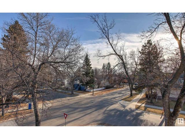 14702 103 Av Nw, House detached with 3 bedrooms, 2 bathrooms and 2 parking in Edmonton AB | Image 27