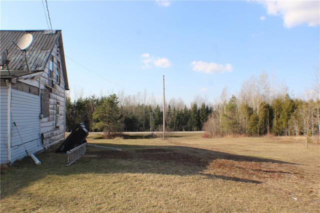 17150 Sand Road, House detached with 2 bedrooms, 1 bathrooms and 10 parking in North Stormont ON | Image 2