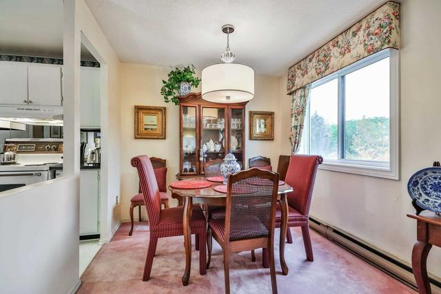 160 - 1066 Falgarwood Dr, Townhouse with 3 bedrooms, 2 bathrooms and 1 parking in Oakville ON | Image 23