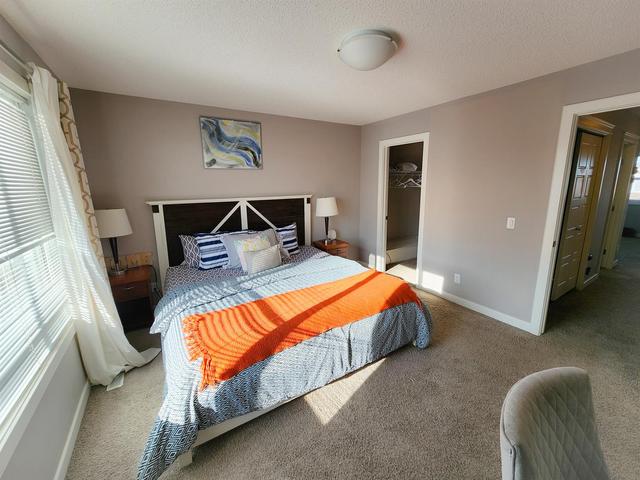 81 Redstone Common Ne, Home with 3 bedrooms, 2 bathrooms and 2 parking in Calgary AB | Image 6