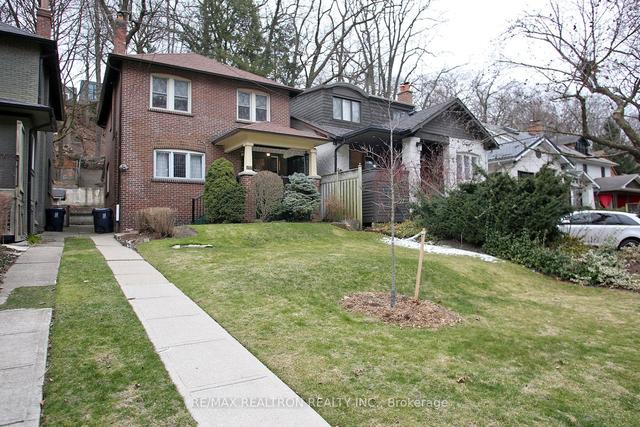 171 Neville Park Blvd, House detached with 3 bedrooms, 2 bathrooms and 0 parking in Toronto ON | Image 12