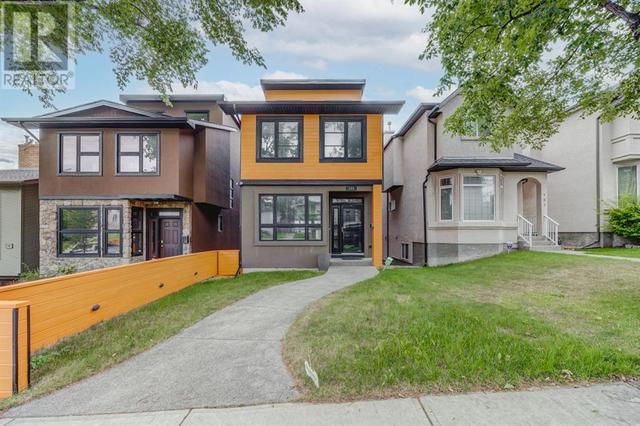 135 31 Avenue Nw, House detached with 3 bedrooms, 3 bathrooms and 2 parking in Calgary AB | Image 42
