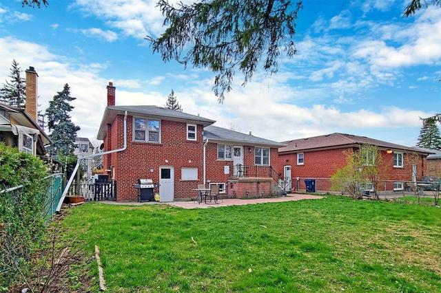 911 Willowdale Ave, House detached with 3 bedrooms, 2 bathrooms and 5 parking in Toronto ON | Image 32