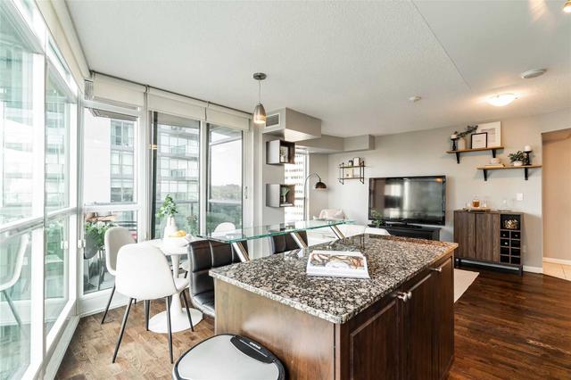 1010 - 215 Fort York Blvd, Condo with 2 bedrooms, 2 bathrooms and 1 parking in Toronto ON | Image 16