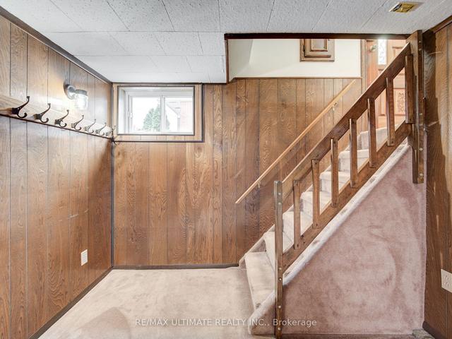12 Arnham Rd, House detached with 3 bedrooms, 2 bathrooms and 4 parking in Toronto ON | Image 14
