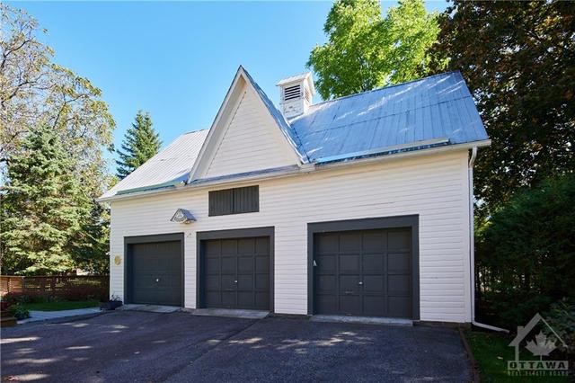110 Asa Street, House detached with 4 bedrooms, 3 bathrooms and 9 parking in North Grenville ON | Image 27