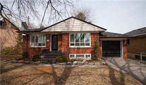 86 North Heights Rd, House detached with 3 bedrooms, 2 bathrooms and 2 parking in Toronto ON | Image 1