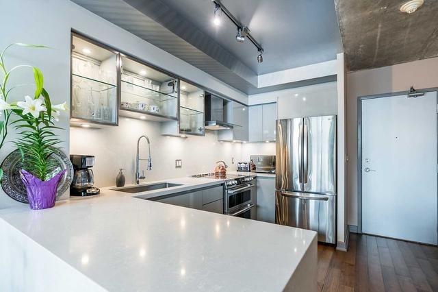 lp16 - 36 Blue Jays Way, Condo with 2 bedrooms, 2 bathrooms and 0 parking in Toronto ON | Image 20
