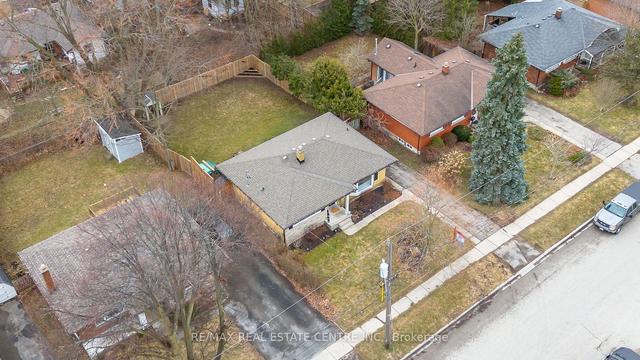86 Knightswood Blvd, House detached with 3 bedrooms, 2 bathrooms and 3 parking in Guelph ON | Image 26