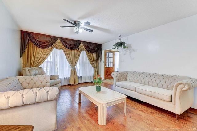 80 Keyworth Tr, House detached with 3 bedrooms, 5 bathrooms and 4 parking in Toronto ON | Image 6
