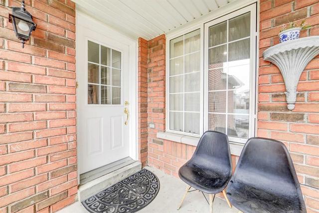 213 Andona Cres, House detached with 3 bedrooms, 3 bathrooms and 4 parking in Toronto ON | Image 25