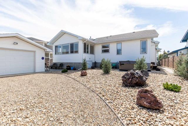 64 Scott Green Se, House detached with 4 bedrooms, 3 bathrooms and 3 parking in Medicine Hat AB | Image 40