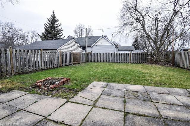 156 Thorold Road, House detached with 2 bedrooms, 1 bathrooms and 2 parking in Welland ON | Image 28